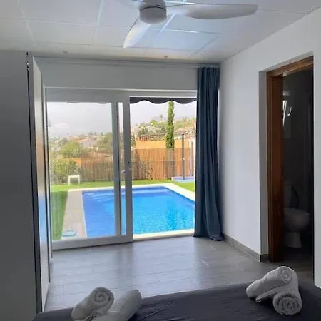 Villa Espectacular Junto A La Playa, Piscina Privada Y Vistas Al Mar Ifach