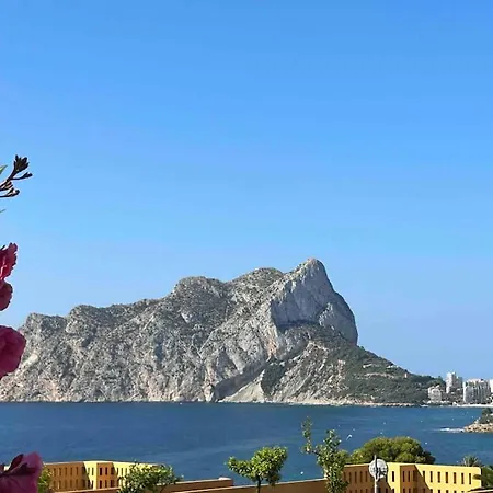 Villa Espectacular Junto A La Playa, Piscina Privada Y Vistas Al Mar *