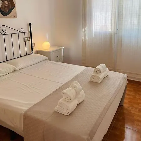 Villa Espectacular Junto A La Playa, Piscina Privada Y Vistas Al Mar