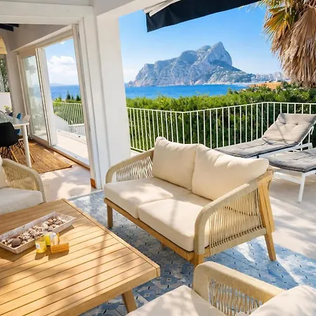 Villa Sea Views, Private Pool And Walking To *