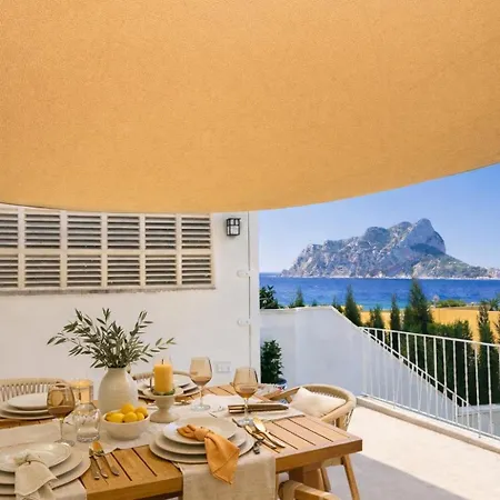 Villa Sea Views, Private Pool And Walking To *