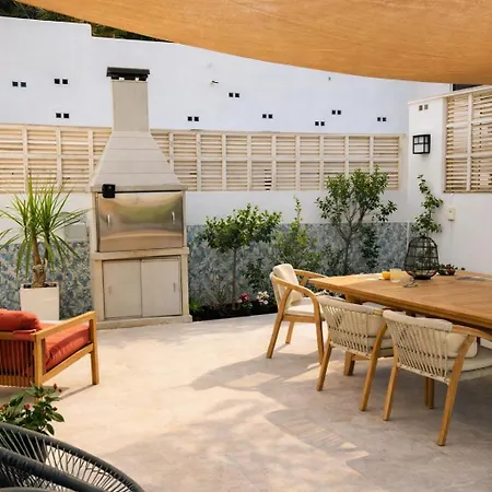 Villa Sea Views, Private Pool And Walking To Ifach