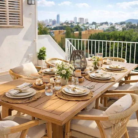 Willa Sea Views, Private Pool And Walking To
