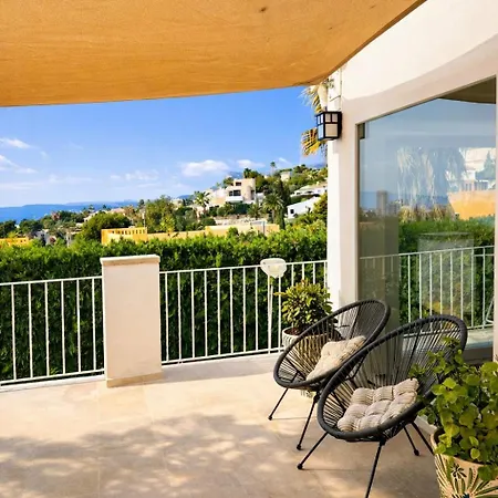 Willa Sea Views, Private Pool And Walking To Ifach